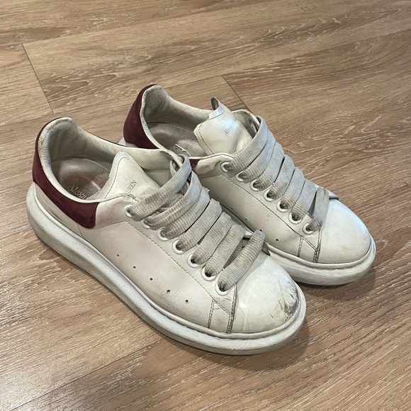 Alexander McQueen sneakers - Picture 1 of 3